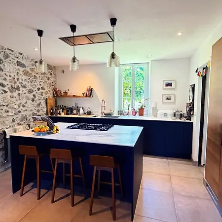 Bed and Breakfast Au Moulin D'izaourt